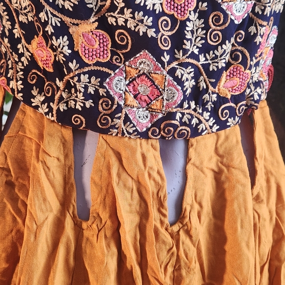 Zhen Nymph Dress - Picture 2 of 3